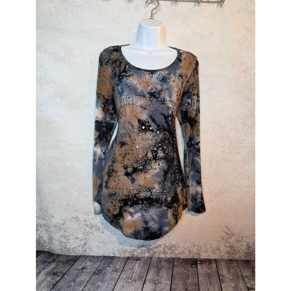 Vocal stretchy studded top size medium - Picture 1 of 3